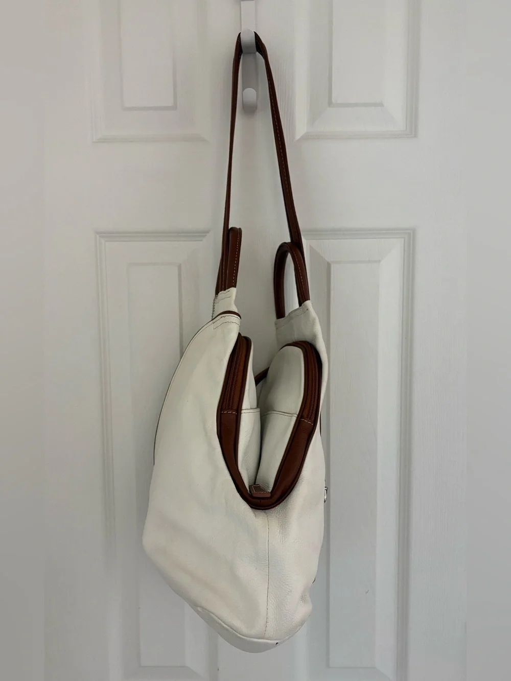 CLARK’s Women’s Leather White Sling Bag with Brown Trim